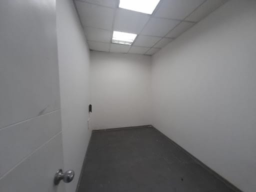Local en arriendo en La Candelaria, Medellín, 740 m² · foto 10 de 20
