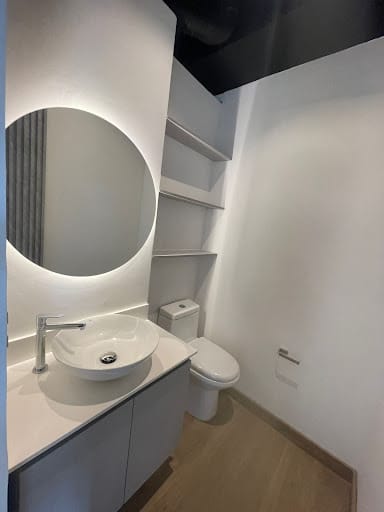 Oficina en arriendo en Zona Centro, Envigado, 32 m² · foto 5 de 6
