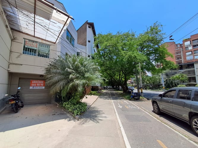 Local en arriendo en Conquistadores, Medellín, 32 m² · foto 14 de 16