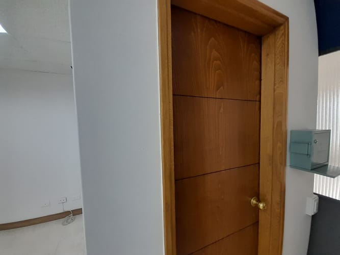 Oficina en arriendo en El Poblado, Medellín, 36 m² · foto 7 de 13
