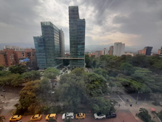 Oficina en arriendo en El Poblado, Medellín, 36 m² · foto 8 de 13