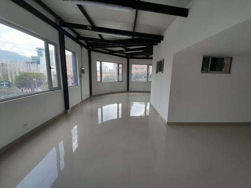 Local en arriendo en Colon, Medellín, 216 m² · foto 5 de 20