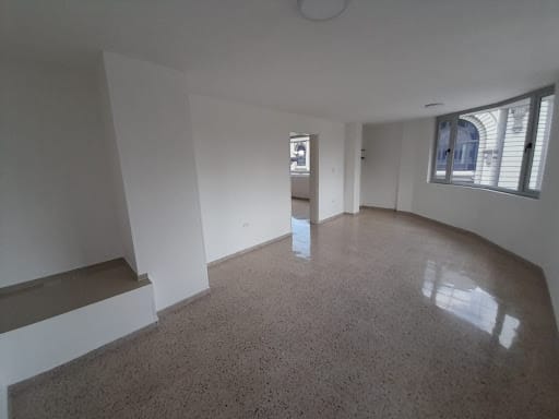 Local en arriendo en Colon, Medellín, 216 m² · foto 13 de 20