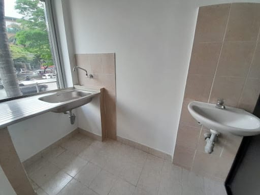 Local en arriendo en Colon, Medellín, 216 m² · foto 18 de 20