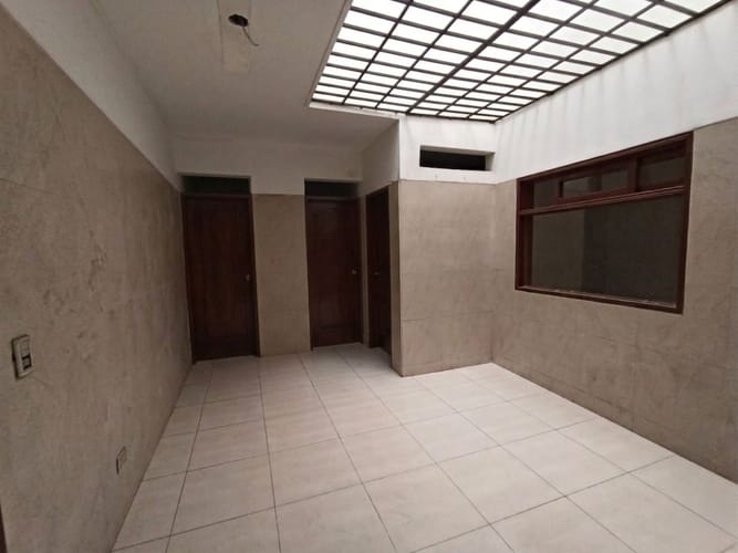 Local en arriendo en Laureles, Medellín, 520 m² · foto 6 de 14