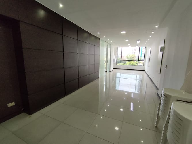 Local en arriendo en El Poblado, Medellín, 66 m² · foto 8 de 9
