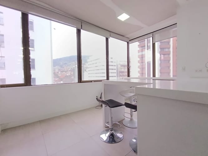 Oficina en arriendo en La Candelaria, Medellín, 211 m² · foto 3 de 20