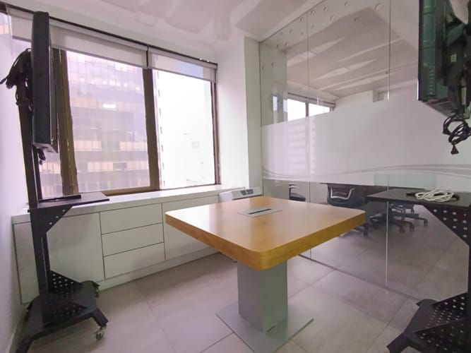 Oficina en arriendo en La Candelaria, Medellín, 211 m² · foto 11 de 20