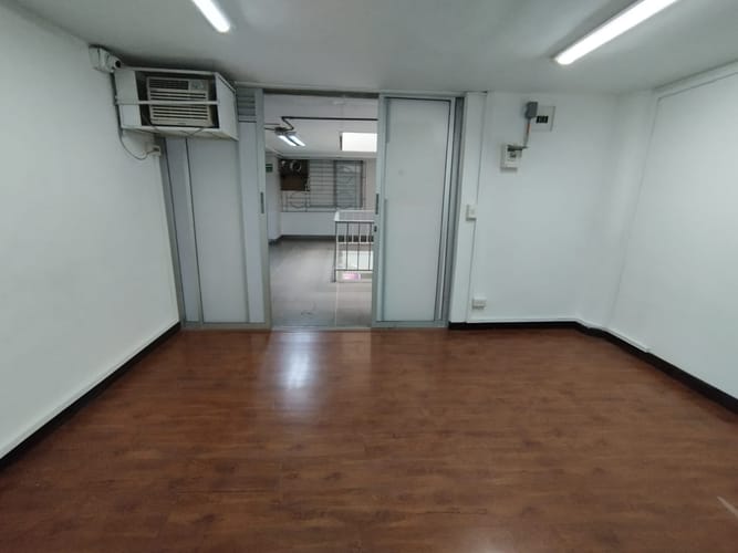 Local en arriendo en Guayaquil, Medellín, 20 m² · foto 3 de 7