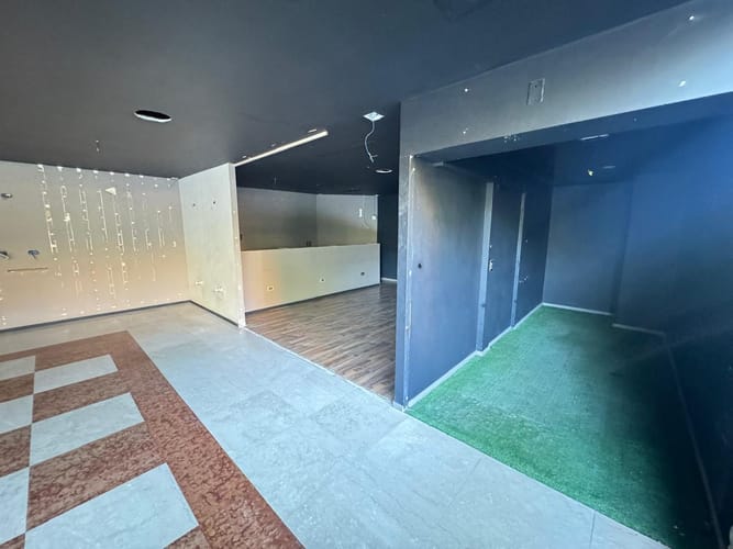 Local en arriendo en Belén, Medellín, 326 m² · foto 2 de 20