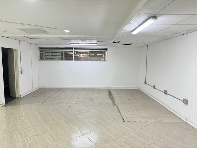 Local en arriendo en Belén, Medellín, 326 m² · foto 20 de 20