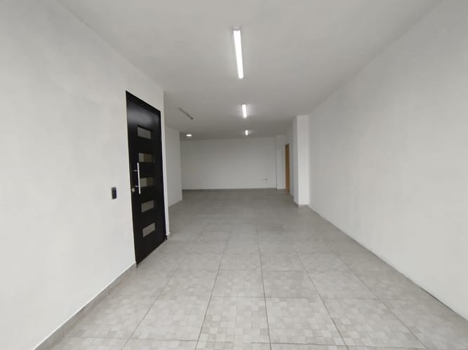 Bodega en arriendo en Viviendas Del Sur, Itagüí, 120 m² · foto 6 de 14