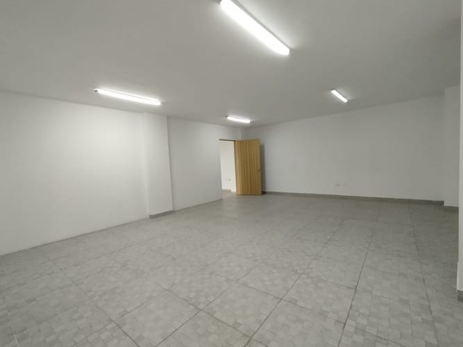 Bodega en arriendo en Viviendas Del Sur, Itagüí, 120 m² · foto 10 de 14