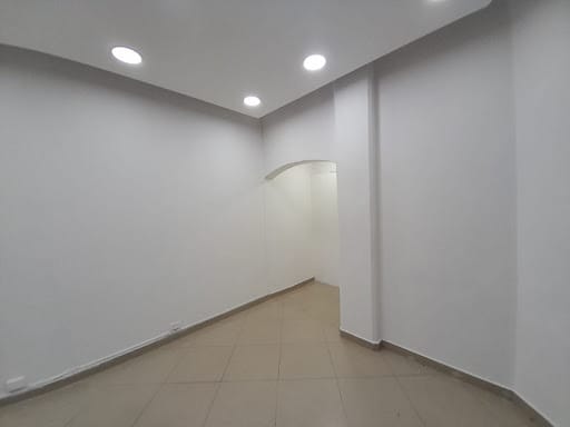 Local en arriendo en La Candelaria, Medellín, 30 m² · foto 4 de 8