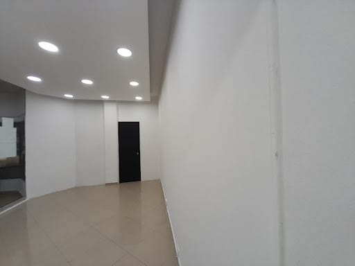 Local en arriendo en La Candelaria, Medellín, 30 m² · foto 5 de 8