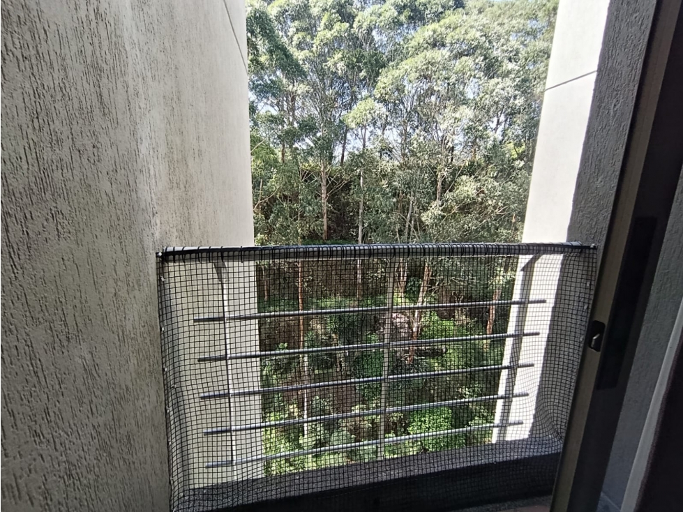 Apartamento en venta en La Almeria, Medellín · foto 12 de 13