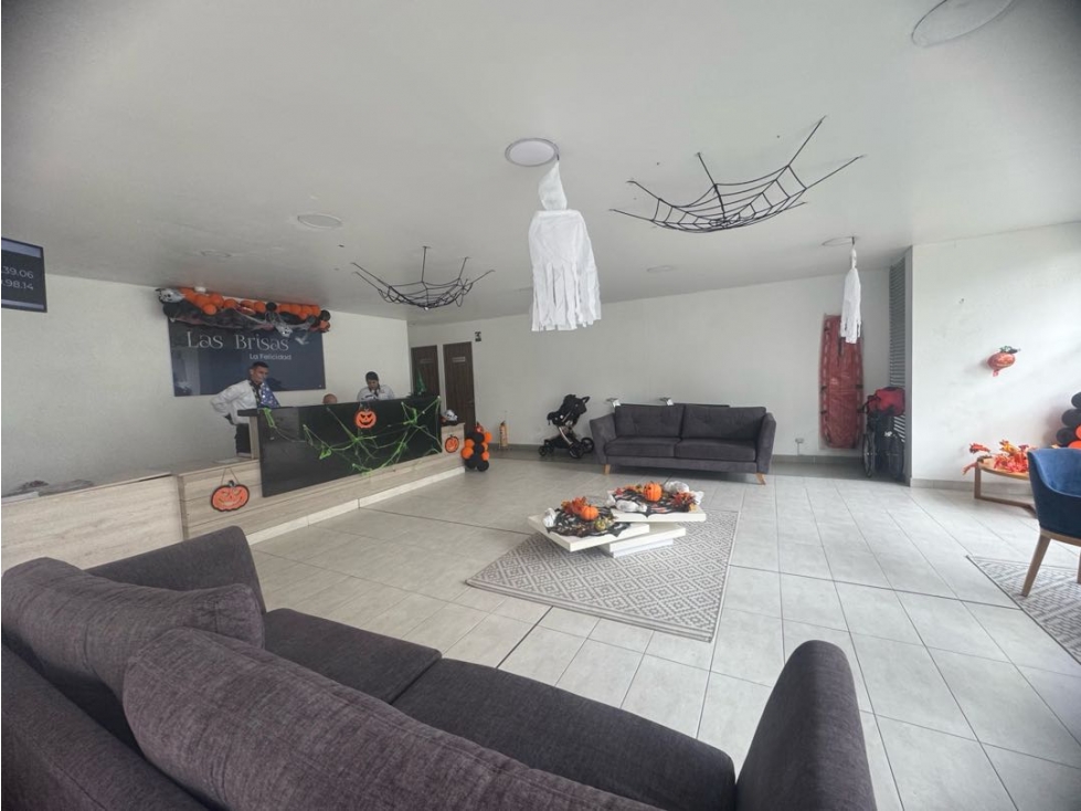 Apartamento en venta en Modelia, Bogotá · foto 2 de 18