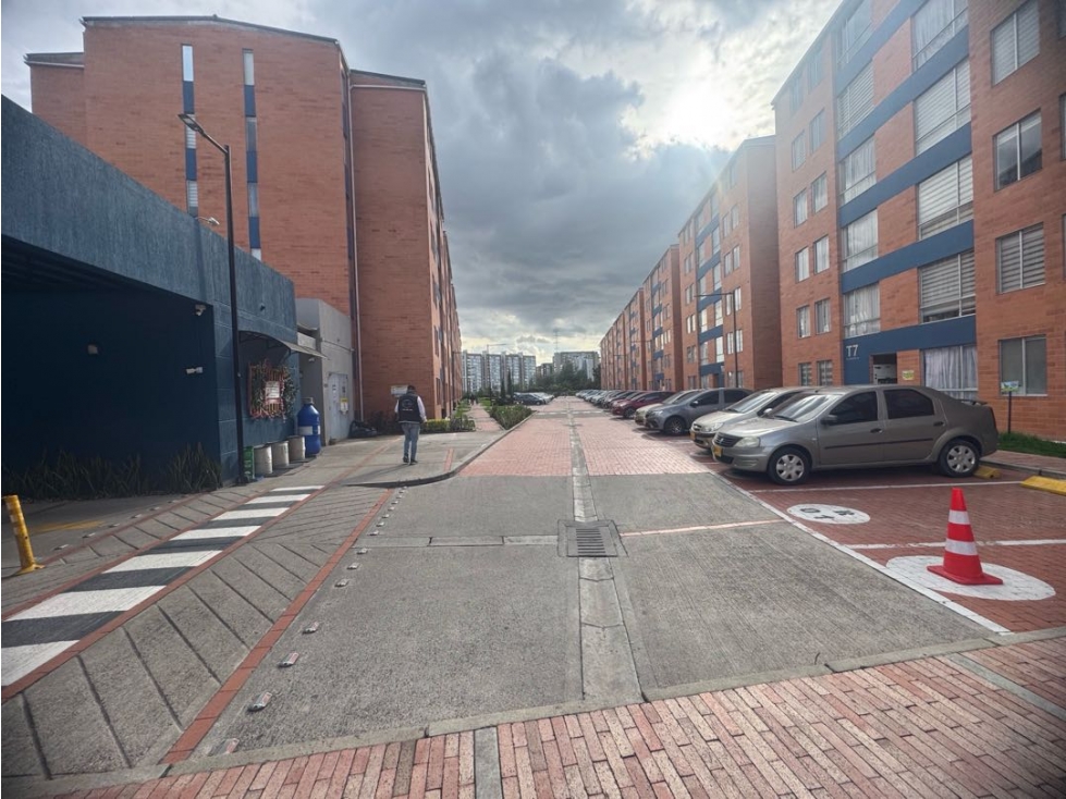 Apartamento en venta en Modelia, Bogotá · foto 5 de 18