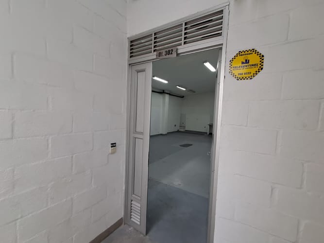 Bodega en arriendo en Guayabal, Medellín, 160 m² · foto 12 de 12