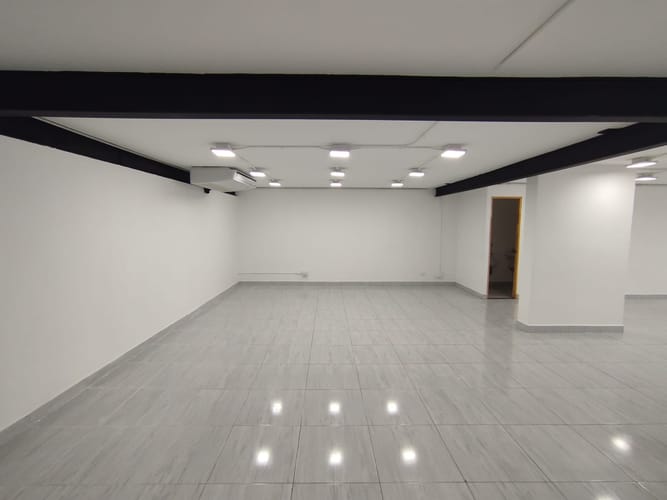 Local en arriendo en Laureles, Medellín, 200 m² · foto 2 de 20