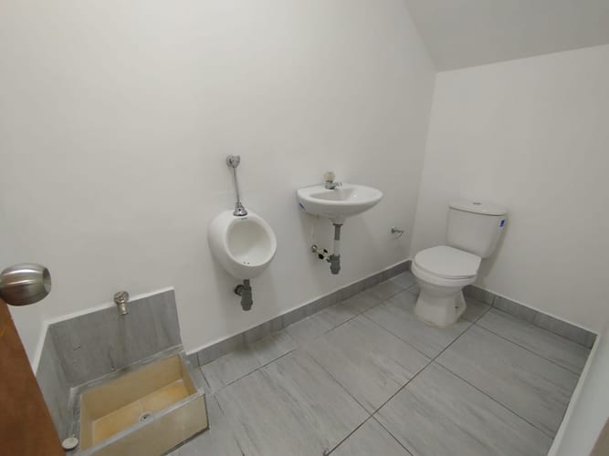 Local en arriendo en Laureles, Medellín, 200 m² · foto 10 de 20