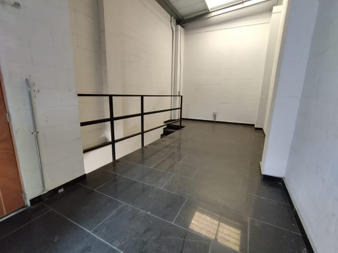 Bodega en arriendo en Trinidad, Medellín, 70 m² · foto 9 de 10