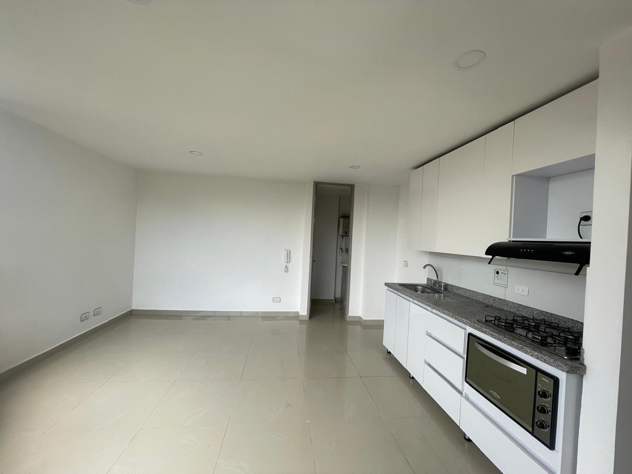 Apartamento en arriendo en Belén, Medellín · foto 3 de 19