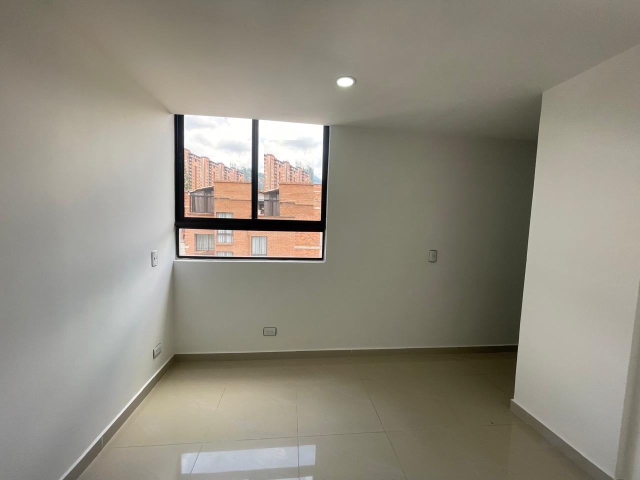 Apartamento en arriendo en Belén, Medellín · foto 9 de 19