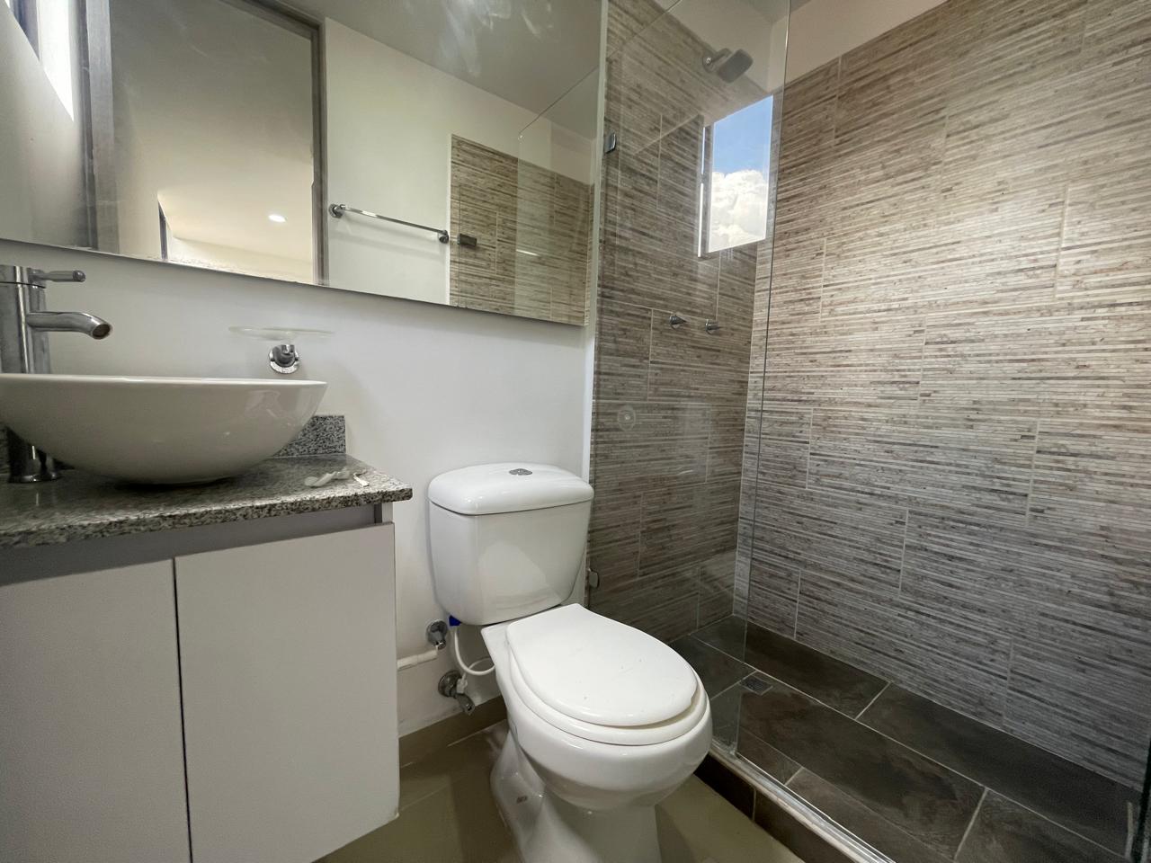 Apartamento en arriendo en Belén, Medellín · foto 12 de 19