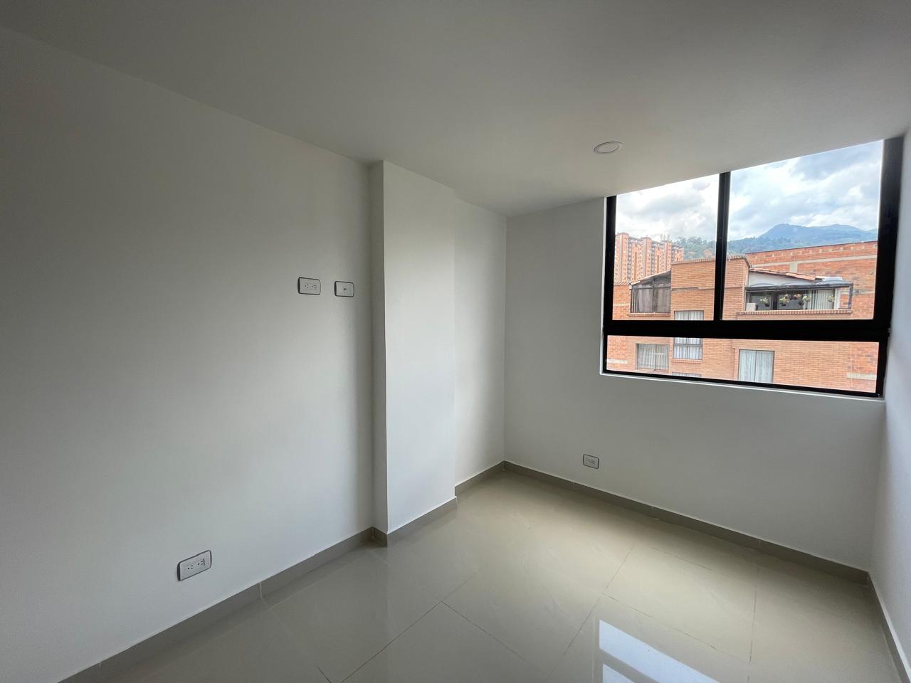 Apartamento en arriendo en Belén, Medellín · foto 15 de 19
