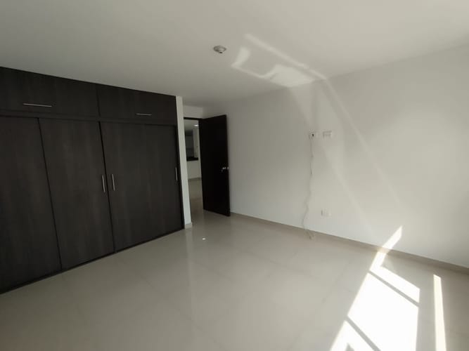 Apartamento de 3 alcobas en arriendo en La Castellana, Medellín, 90 m² · foto 5 de 20
