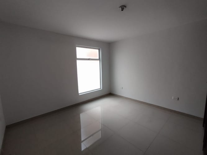 Apartamento de 3 alcobas en arriendo en La Castellana, Medellín, 90 m² · foto 7 de 20