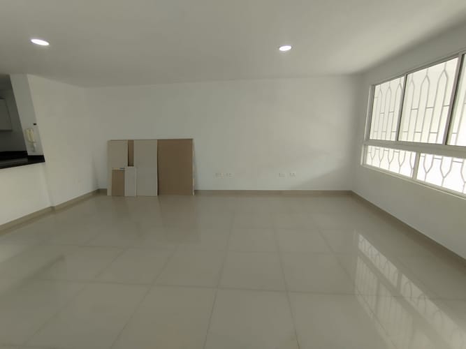 Apartamento de 3 alcobas en arriendo en La Castellana, Medellín, 90 m² · foto 9 de 20