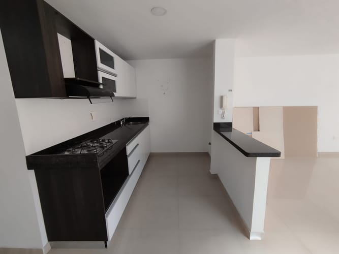 Apartamento de 3 alcobas en arriendo en La Castellana, Medellín, 90 m² · foto 12 de 20