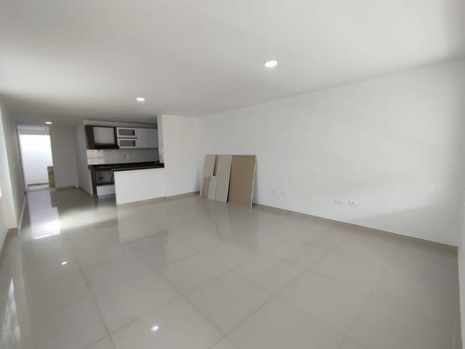 Apartamento de 3 alcobas en arriendo en La Castellana, Medellín, 90 m² · foto 16 de 20