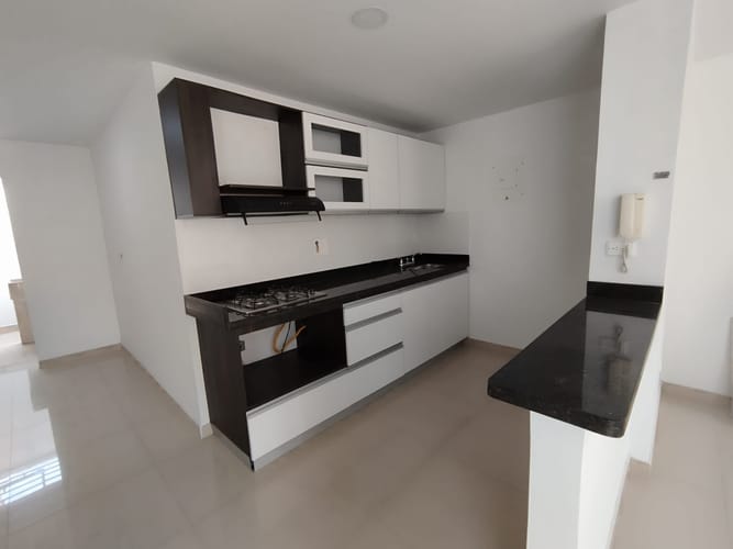 Apartamento de 3 alcobas en arriendo en La Castellana, Medellín, 90 m² · foto 19 de 20