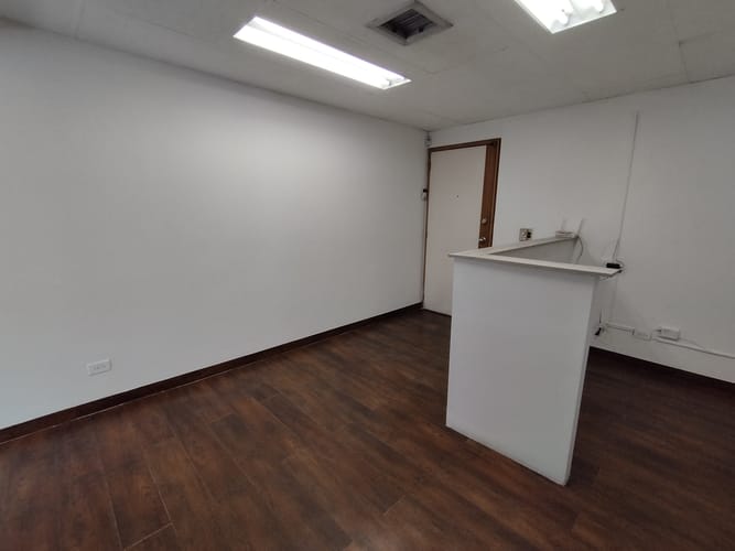 Oficina en arriendo en El Poblado, Medellín, 40 m² · foto 5 de 12