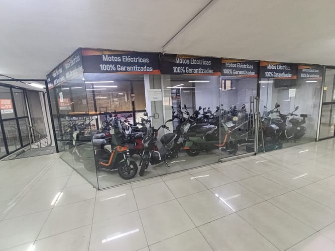 Local en arriendo en La Candelaria, Medellín, 40 m² · foto 5 de 8