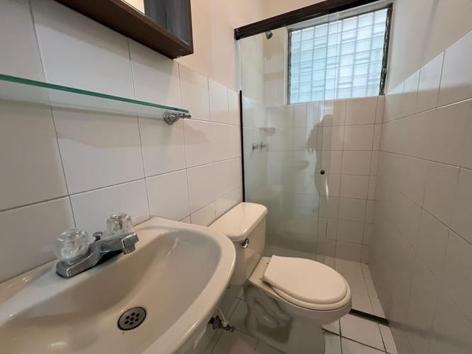 Oficina en arriendo en Conquistadores, Medellín, 40 m² · foto 14 de 16