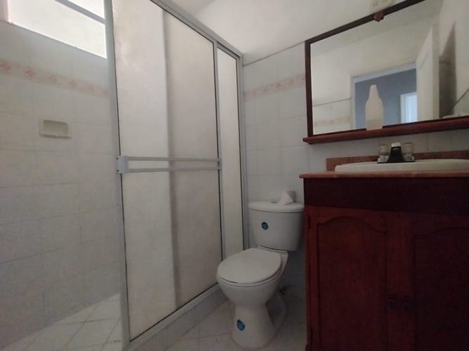 Apartamento de 3 alcobas en arriendo en Laureles, Medellín, 130 m² · foto 7 de 14