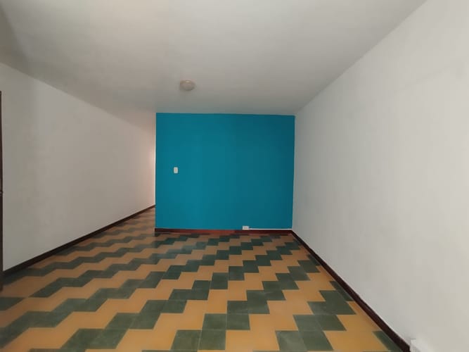 Apartamento de 3 alcobas en arriendo en Laureles, Medellín, 130 m² · foto 9 de 14