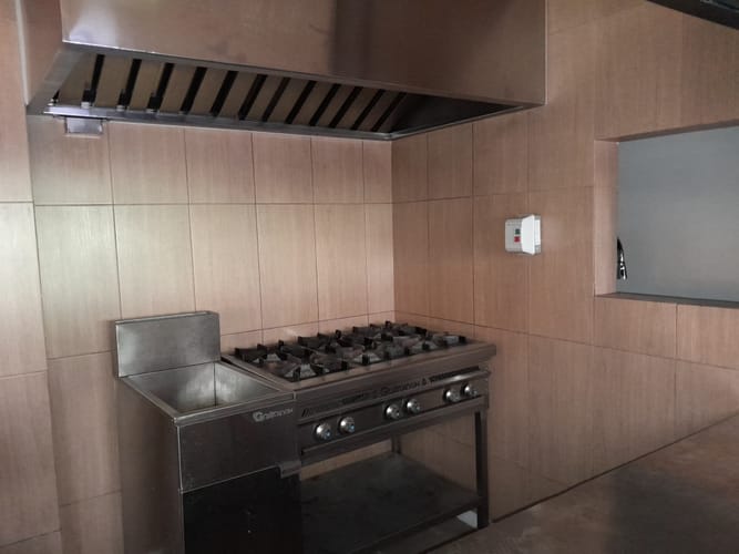 Local en arriendo en El Poblado, Envigado, 186 m² · foto 5 de 11