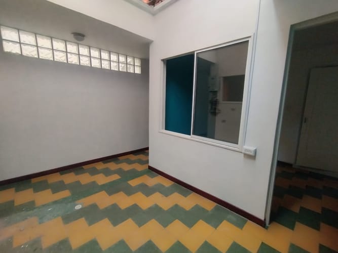 Apartamento de 3 alcobas en arriendo en Laureles, Medellín, 130 m² · foto 13 de 14