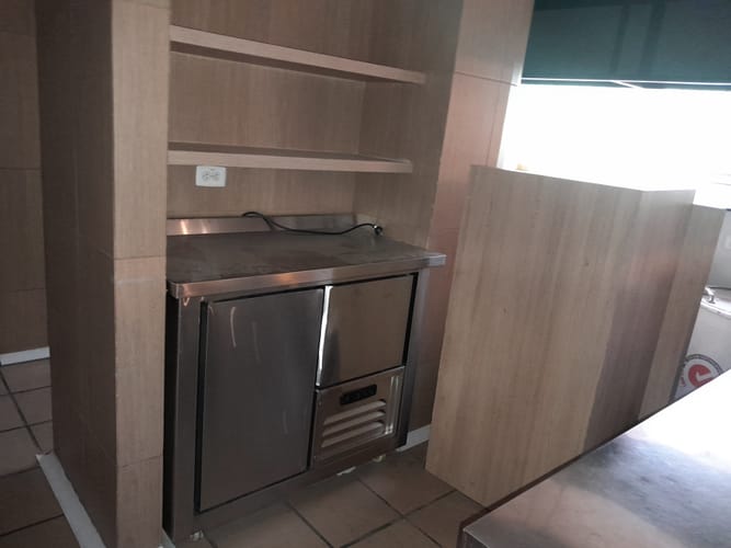 Local en arriendo en El Poblado, Envigado, 186 m² · foto 7 de 11