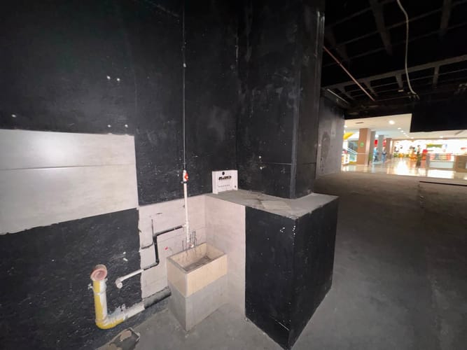 Local en arriendo en Suramérica, Itagüí, 342 m² · foto 6 de 8