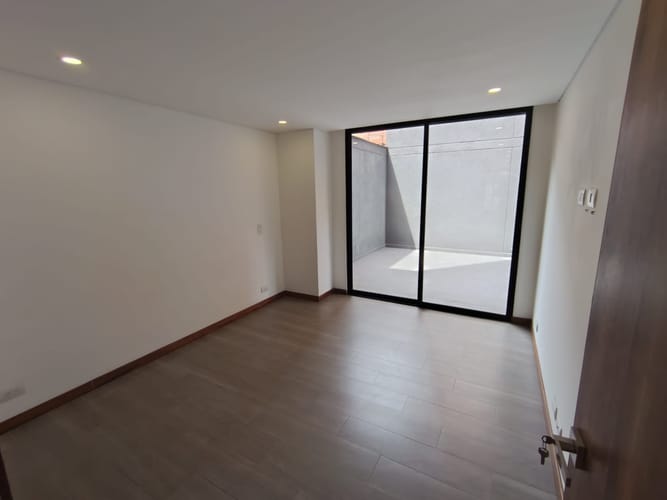 Apartamento de 3 alcobas en arriendo en Lorena, Medellín, 130 m² · foto 12 de 20