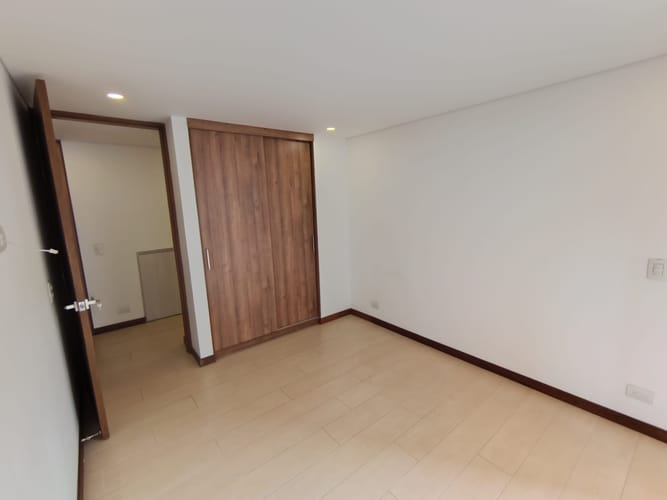 Apartamento de 3 alcobas en arriendo en Lorena, Medellín, 130 m² · foto 15 de 20