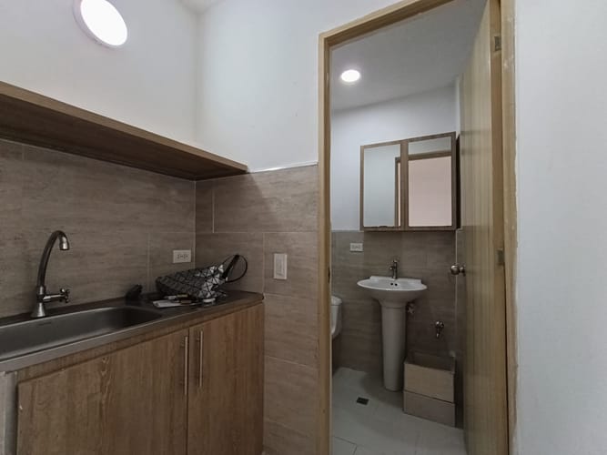 Local en arriendo en Mesa, Envigado, 110 m² · foto 7 de 12
