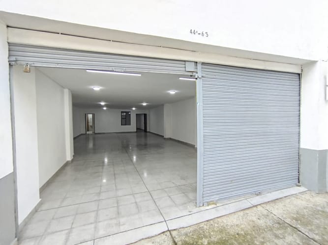 Bodega en arriendo en San Diego, Medellín, 140 m² · foto 2 de 10