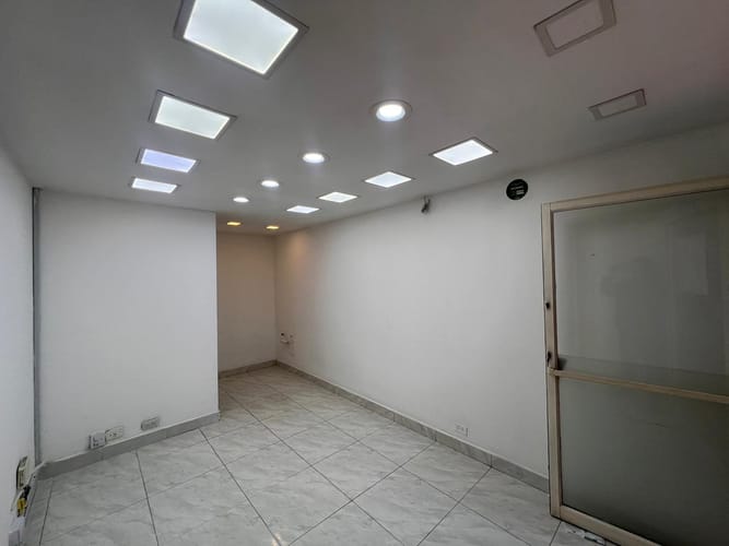 Local en arriendo en La Ceja, 19 m² · foto 2 de 14